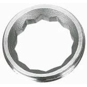 Solid-stream-type disc nozzles