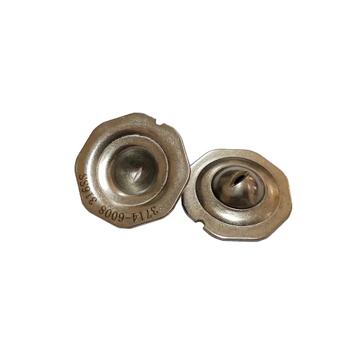Disc fan nozzles