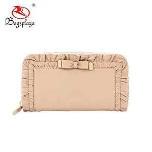 Classic stylish standard size china factory direct sale RFID Leather wallet