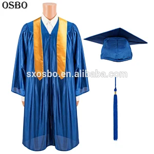 factory direct sale Wholesale customized graduation gown shiny polyester for student