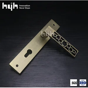 Popular Style Competitive Price Easy to Install Modern Main Door Handles On Plate