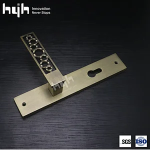 Popular Style Competitive Price Easy to Install Modern Main Door Handles On Plate