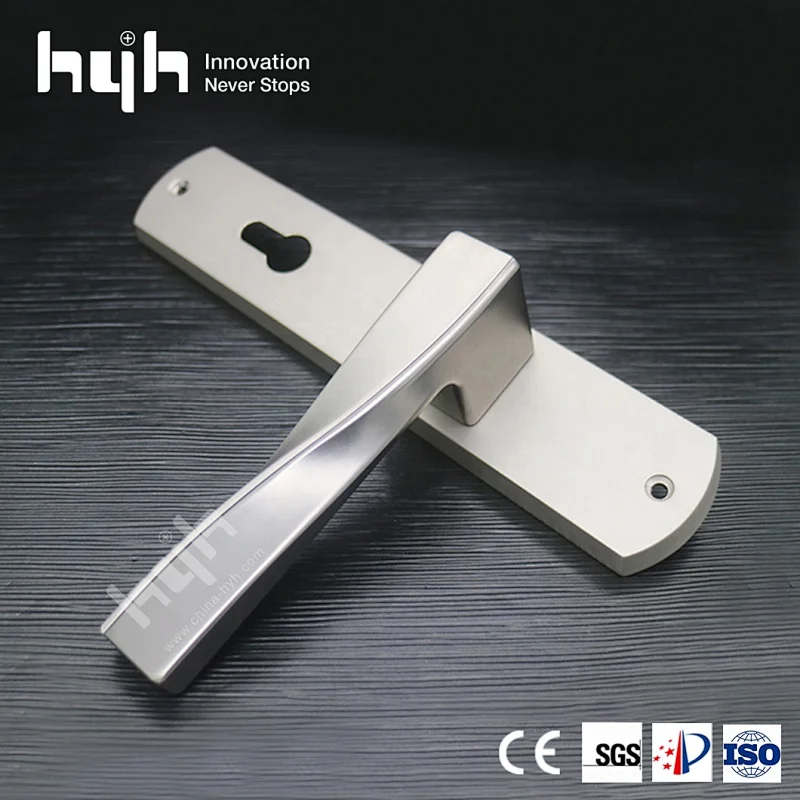 Wholesale Standard Size Excellent Quality Zinc Alloy  Lever Door Handle