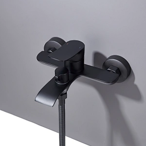bath faucet