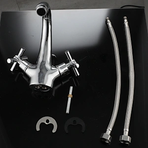 deck mount bathroom faucet