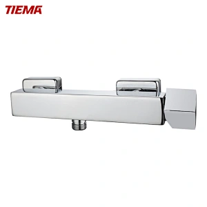 bathroom fixtures