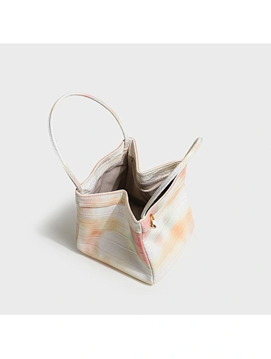 leather purse