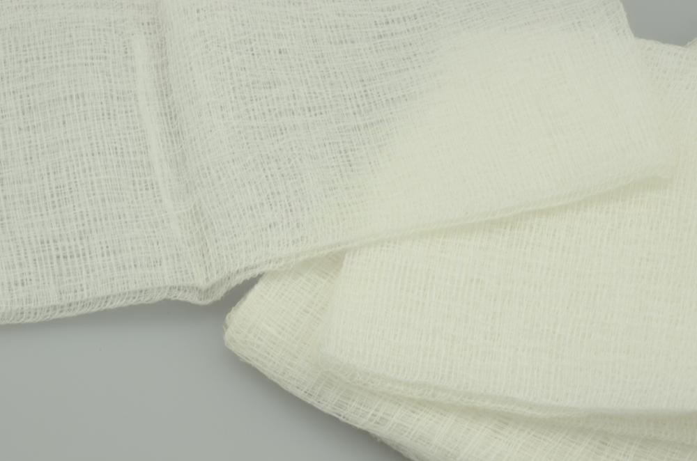 disposable surgical cotton swabs