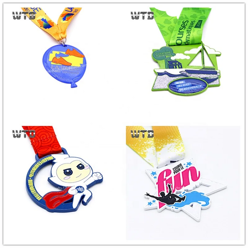 customized pizza medal