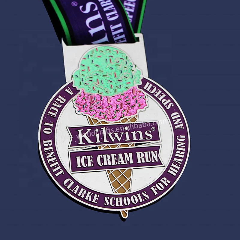 Ice cream cup cartoon medal