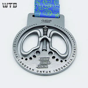 Fight Lung Cancer Running Medal