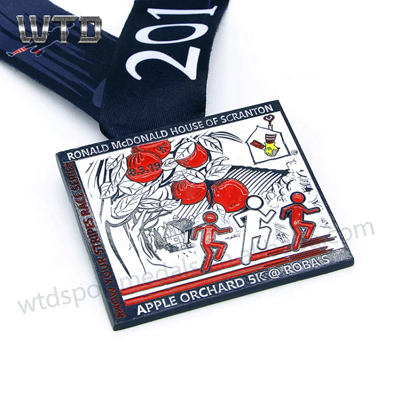 black finishing running souvenir medal