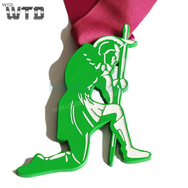 customized pizza medal