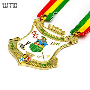 running award medallion