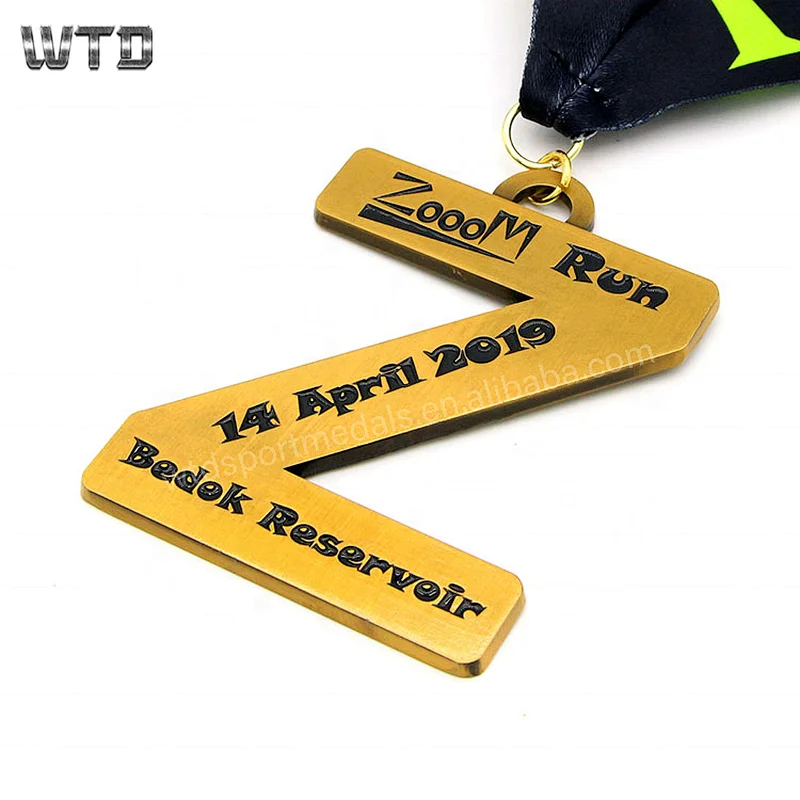 zoom run marathon medal