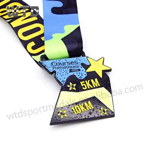 5k 10K marathon medal with flashing light