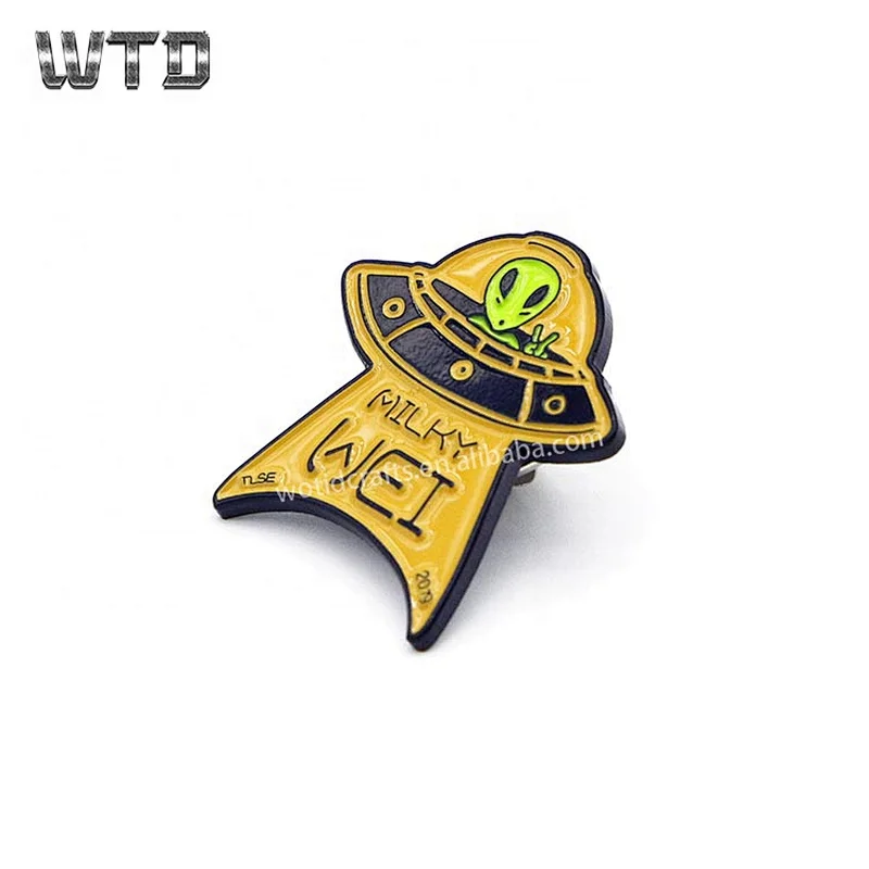 Customized epoxy pin badge