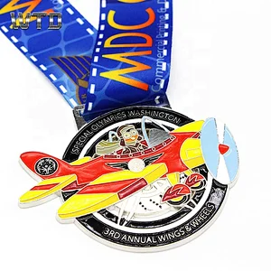 customized marathon running award medal
