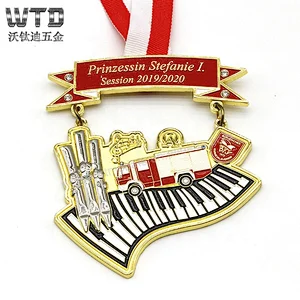 gold and silver double plating medal