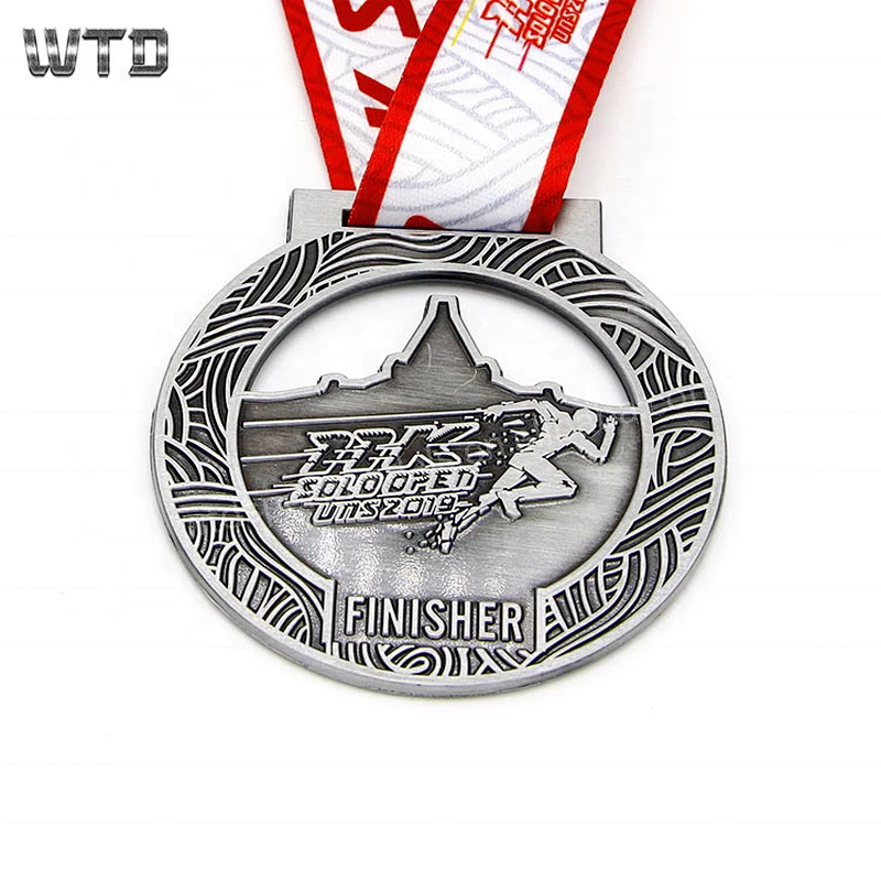 marathon running finisher medals