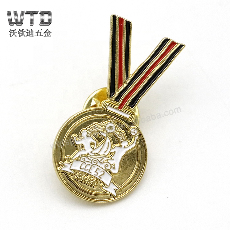 Iorn enamel lapel pin For souvenir