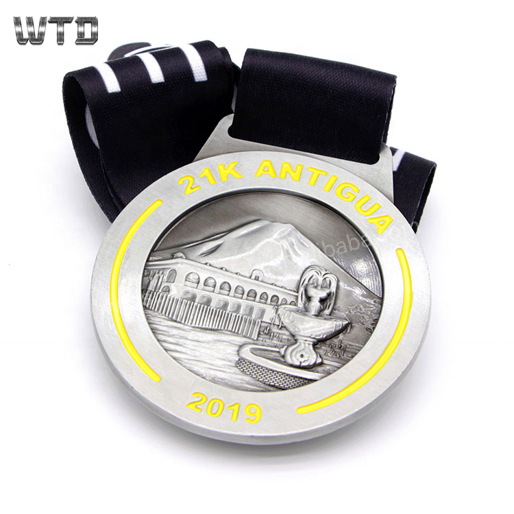new design blank sports gold metal medal suppliers