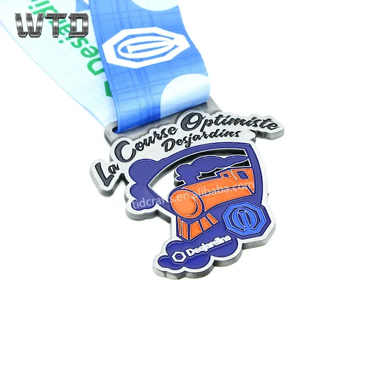 cartoon train shaped commemorative medal