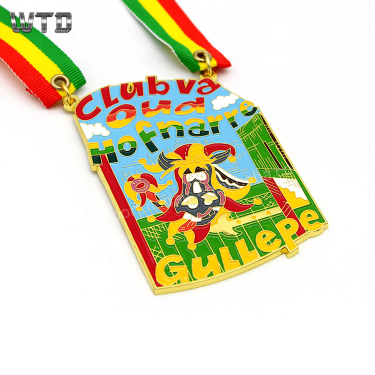 gold custom running sport medallion