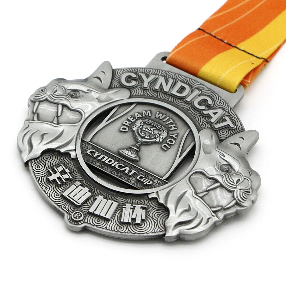 Make Antique silver Cindy Medal