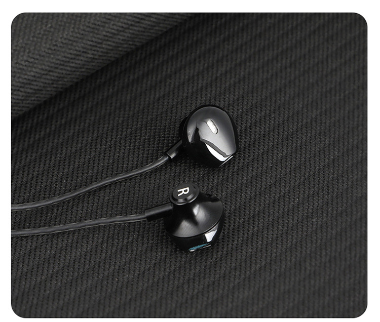 pc earphone