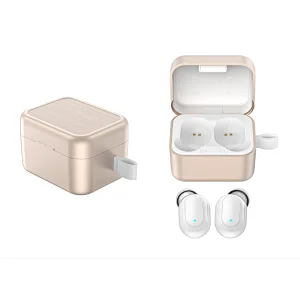 Wireless earbuds with lanyard