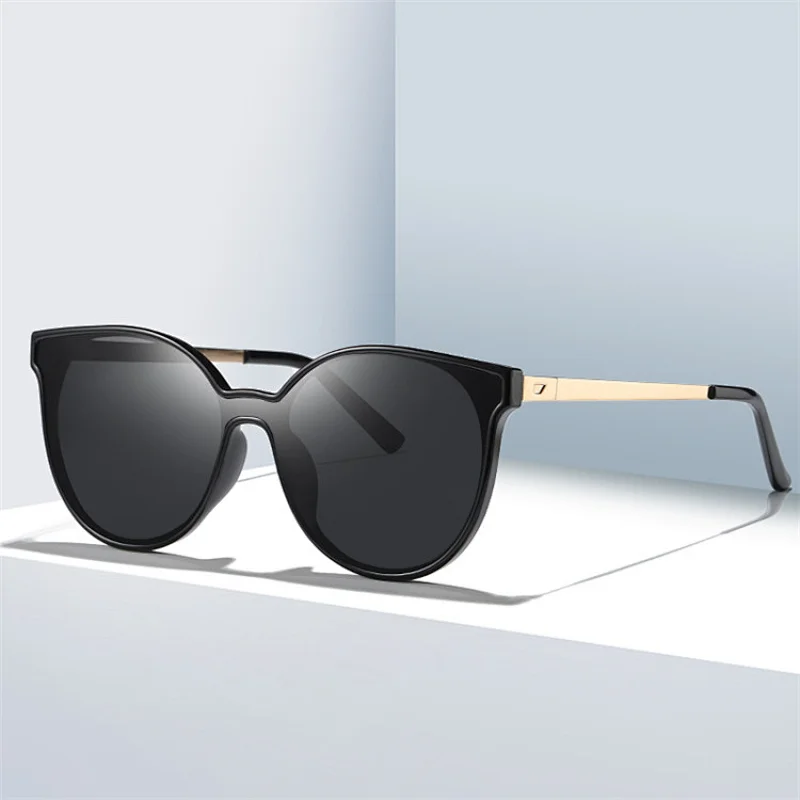 Wholesale Colorful Fashion 2020 Polarized PC Metal Sunglasses for Women