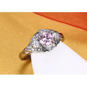 Fashion Diamond Drill Engagement Ring Flower-Shaped Wedding Ring