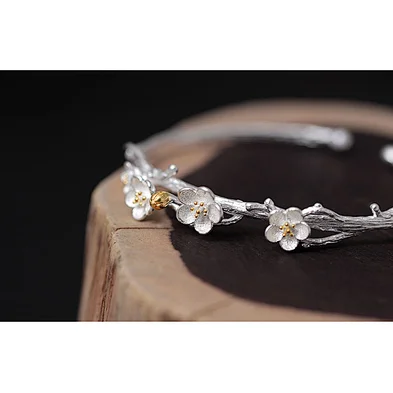 Retro S925 Silver Bracelet Female Opening Adjustable Creative Plum Handmade Silver Rain Flower Bracelet