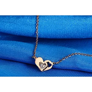 High Quality Custom Women Heart Shape Diamonds Insert Stainless Steel  Rose Gold Clavicle Chain Necklace