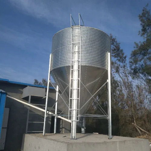 Main feeding system for poultry farm feeding equipment