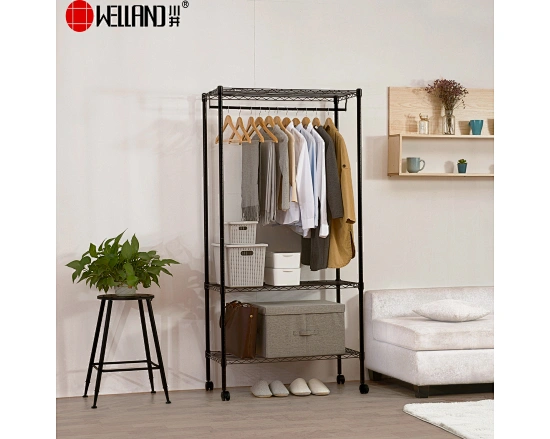 porta-roupas com prateleiras. porta-roupas