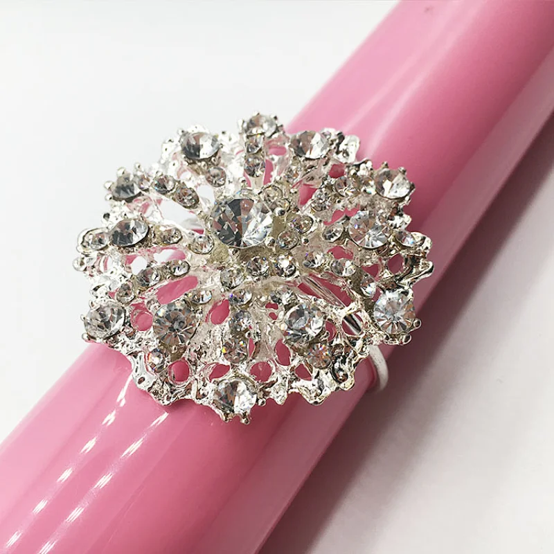 New Design Flower Shape Crystal Rhinestone Napkin Ring for wedding