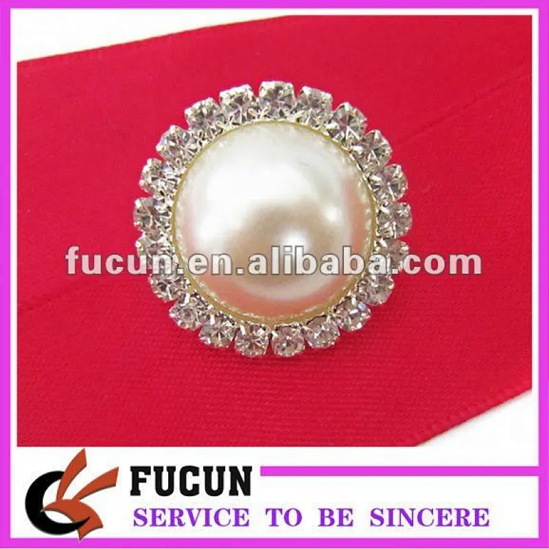 Small round shape pearl rhinestone brooches for wedding invitation