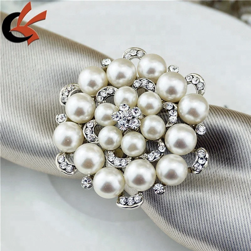 Fashion Style Wedding Pearl Rhinestone Napkin Rings Crystal Napkin Holder