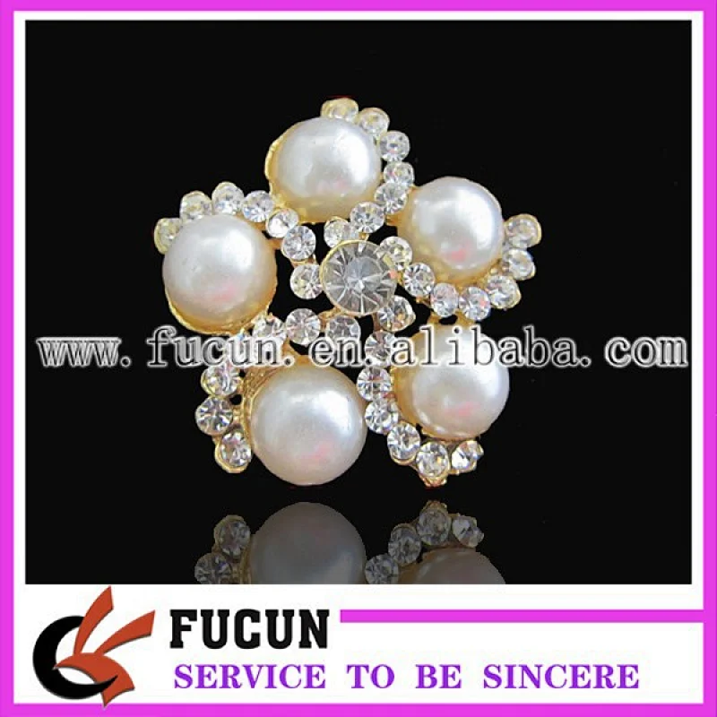 Flower Rhinestone Brooch With Pearl Embellishment Wedding Invitations Cards
