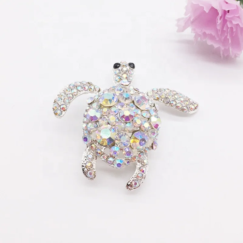 Hot selling cute crystal little turtle brooches for men clothes decoration