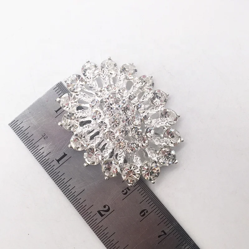 Hot sale clear diamante rhinestone clothing accessories brooch pins