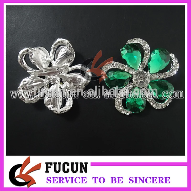 Guangzhou cheap rhinestone diamante embellishments brooch for wedding invitation in bulk
