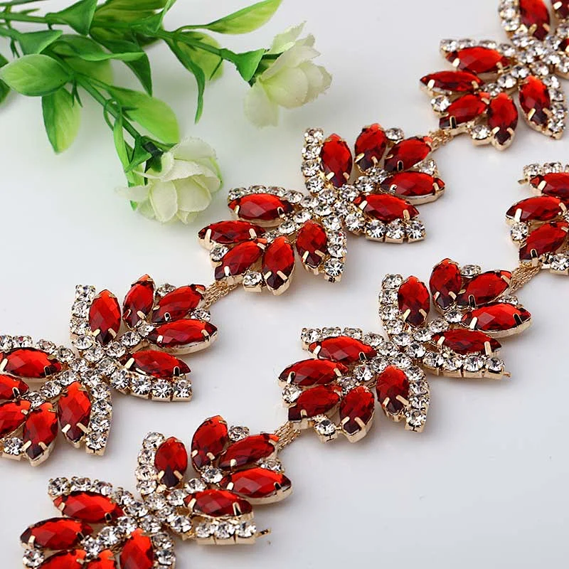 factory supply new design colorful red acrylic rhinestone chain for decoration