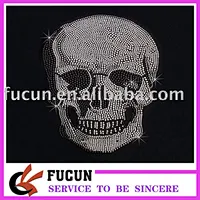 Hot sale Skull bling hot fix rhinestone motif for T-shirt decoration