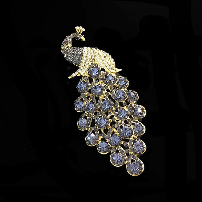 gold alloy fashion jewelry diamante crystal peacock brooch for wedding gift decoration