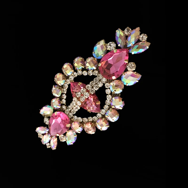 wholesale fashion Delicate acrylic crystal diamond cheap brooches in bulk for bridal