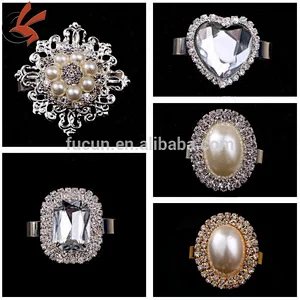 Wedding Table Decor Wedding Napkin Holder Crystal Rhinestone Napkin Ring