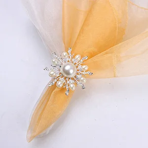 Cheap price model Valentine's Day economical wedding alloy pearl beaded napkin ring